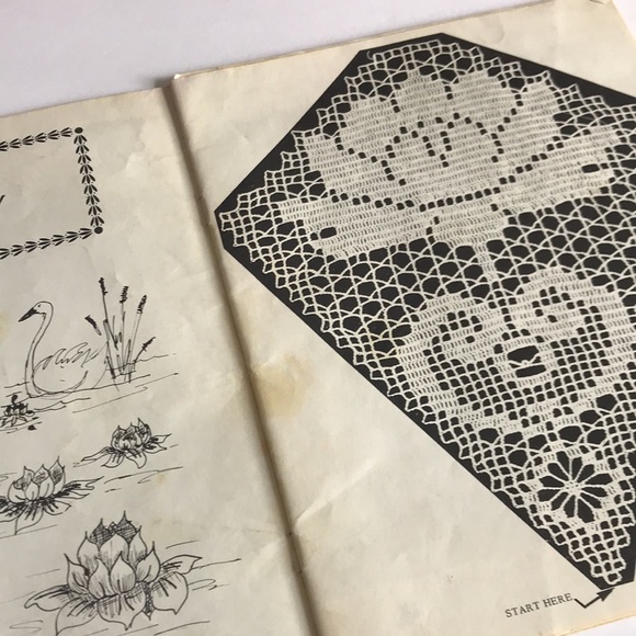 Collection of Vintage Crochet Doilie Booklets - Picture 8 of 8